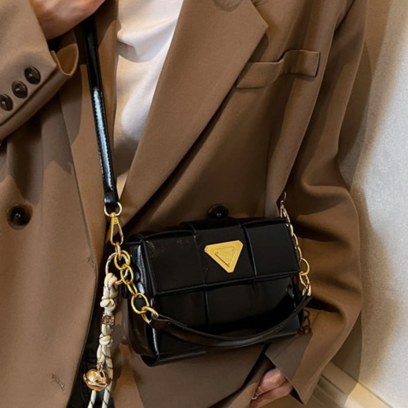 2025 New Popular Free Shipping Designer Women designer Bag Solid Color Single Shoulder Small Square Bag Rice White Silver Pink Brown
