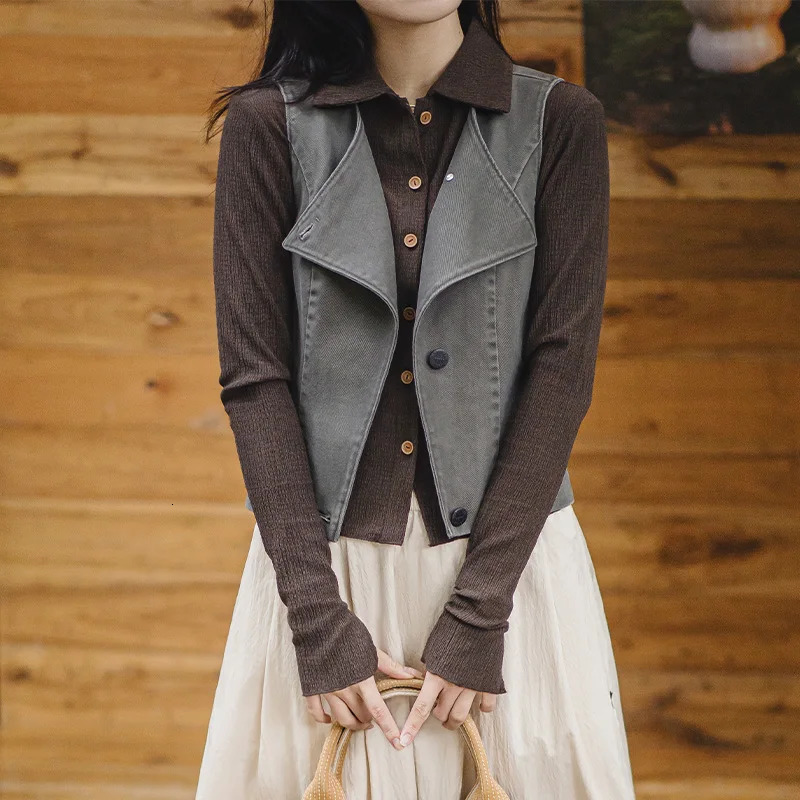Maden Casual Sleeveless Cardigan Vest Womens Spring and Summer Vintage Single Breasted Layering Waistcoat Versatile Tank Tops 250506