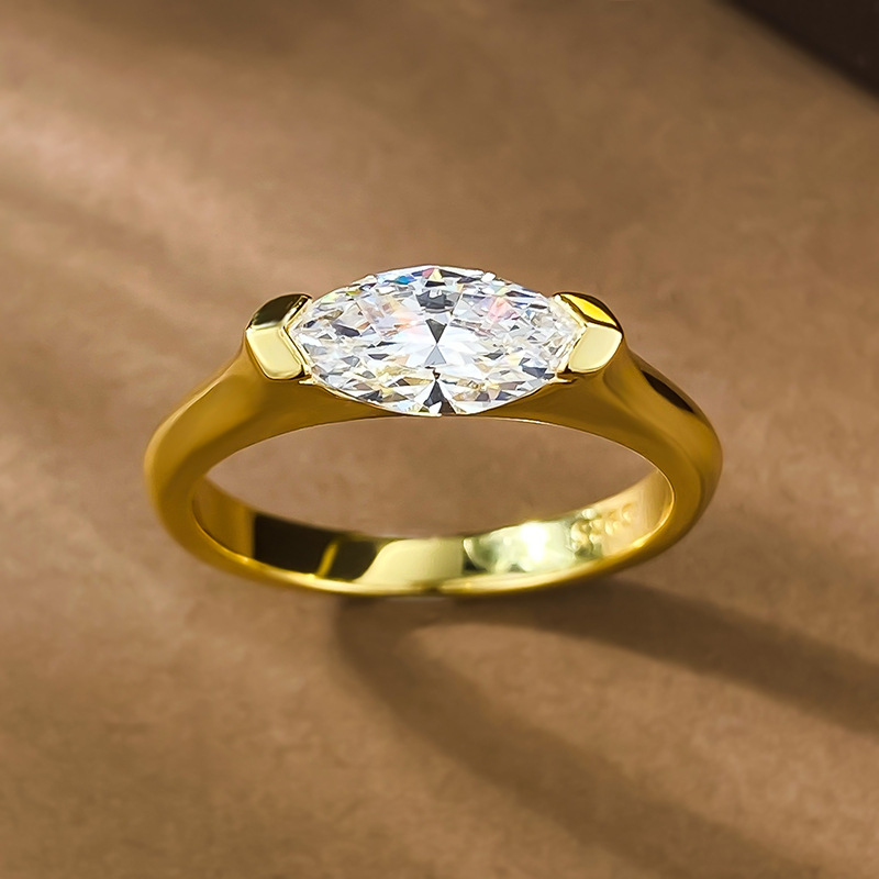 2025 Ins Top Sell Wedding Rings Luxury Jewelry Genuine 100% 925 Sterling Silver Marquise Cut Lab Moissanite Diamond Gemstones Party 18K Gold Women Rin