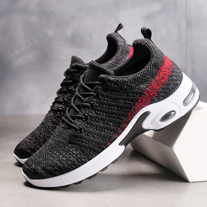 New Trendy Men's Korean Edition Sports 2025 Flyknit Mesh Lightweight Running Breathable and Durable Casual Shoes