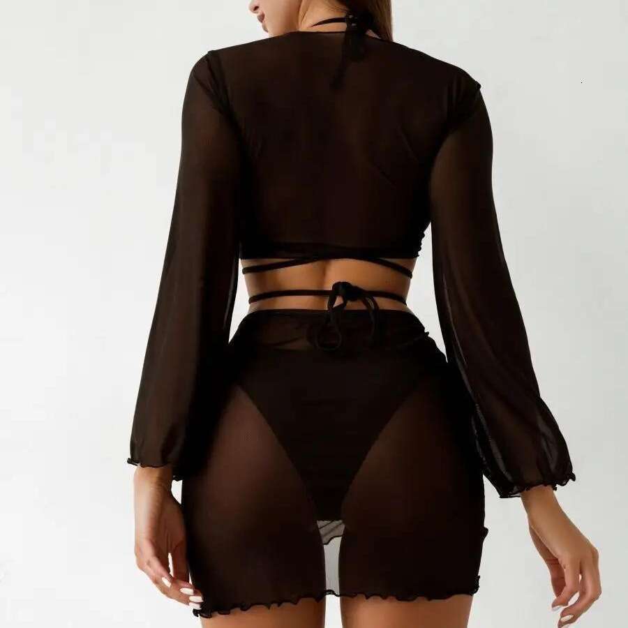 Wholesale swimwear for women in Europe America, three piece swimsuit set, solid color bikini factory, 2025 new style, chic and elegant clothing