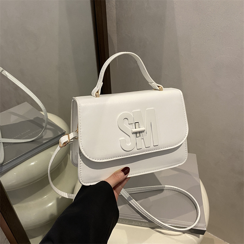 Advanced New Solid Color Simple And Elegant Small Square Large Capacity Casual Handbag New Free Delivery Designer Bag Commuter Crossbody Bag Luxury Ba