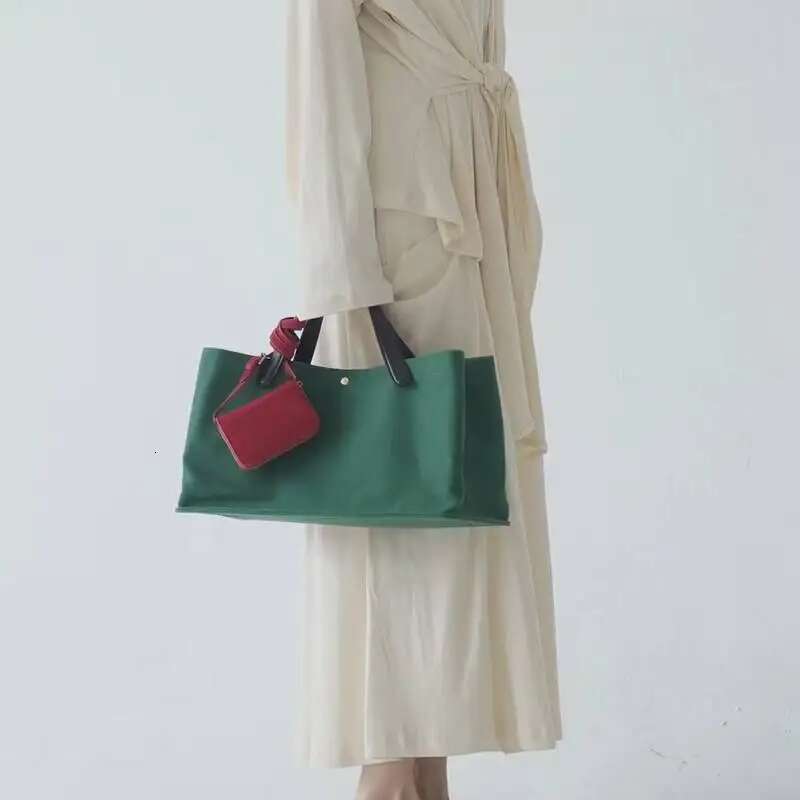 2024 New Commuter Handbag Designer French Trend Leather Ing Canvas Large Capacity Single Shoulder Crossbody Bag