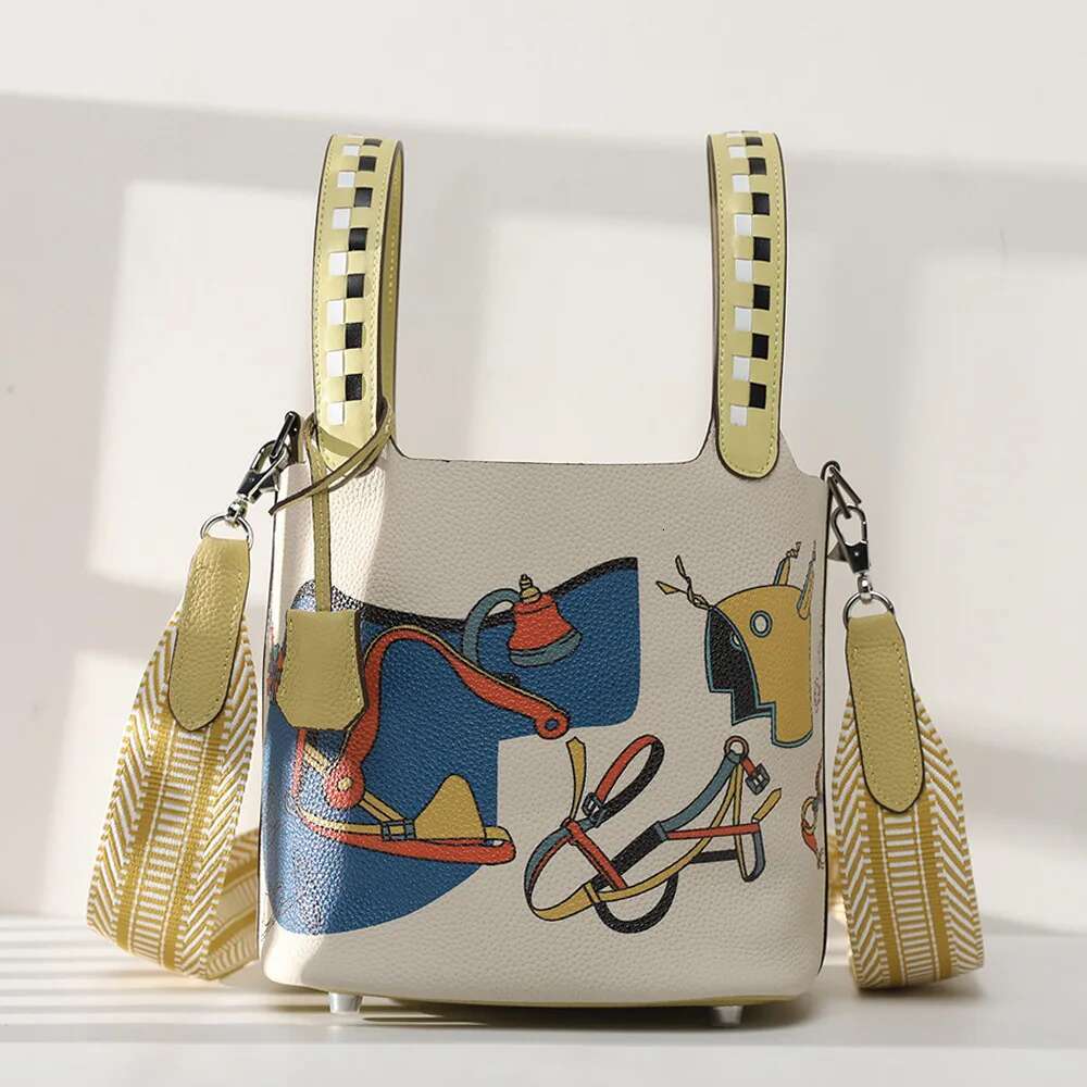 High Quality Designer Bags First Layer Cowhide Painted Vegetable Basket Ethnic Style Portable Women's Adjustable Shoulder Strap Bucket Bag Luxury