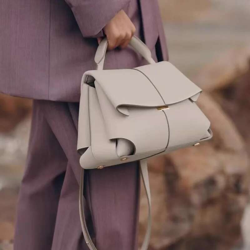 Women's Large Capacity Handbag Solid Color Casual Trend Dumpling Brand Design Fashion Leather Shoulder Crossbody Bag