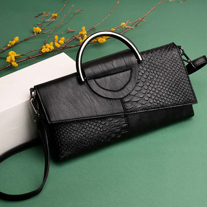 Korean version personalized and atmospheric hand-held bag women's versatile handbag 2025 new casual fashion trend