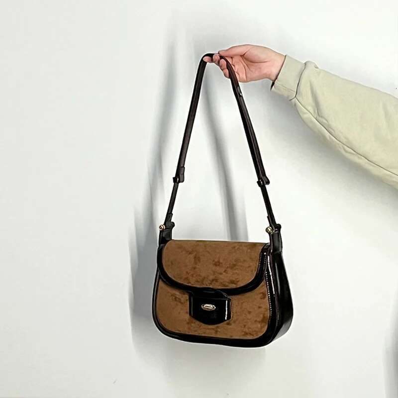 European American Autumn And Winter Saddle Oil Wax Leather Ing Suede Bag Retro College Style Single Shoulder