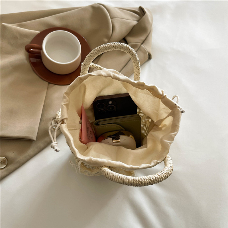 New bag small fresh straw women's 2025 new beach vacation designer woven handbag multifunctional shoulder crossbody bag