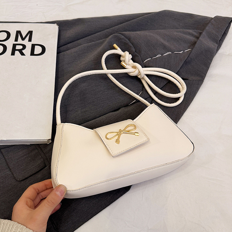 Free Delivery Designer Bag Simple And Casual Solid Color 2025 Spring New Butterfly Bow Fashion Design Single Shoulder Underarm Small Square For Women 