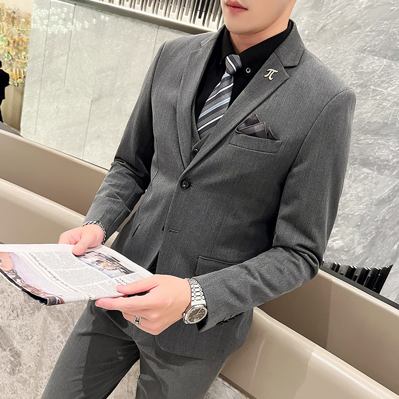 3069 Elegant Men's Wedding Suits Set - Perfect Fit for Grooms and Attendants