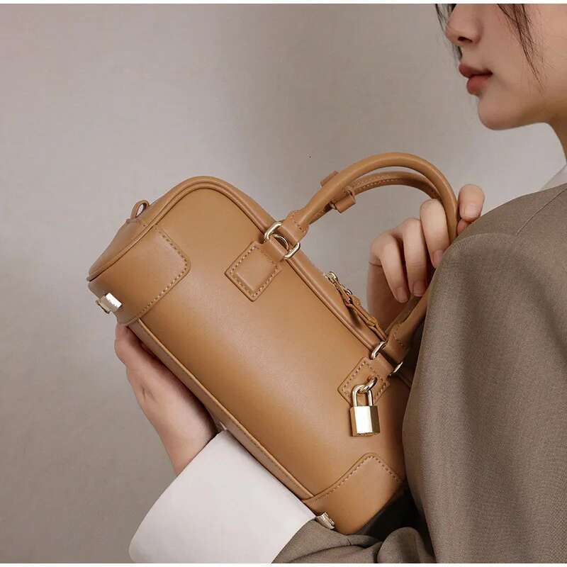 Boston Handbag Women's Genuine Leather Small Square Metal Lock Design Fashion Crossbody For Ladies High-End Bag