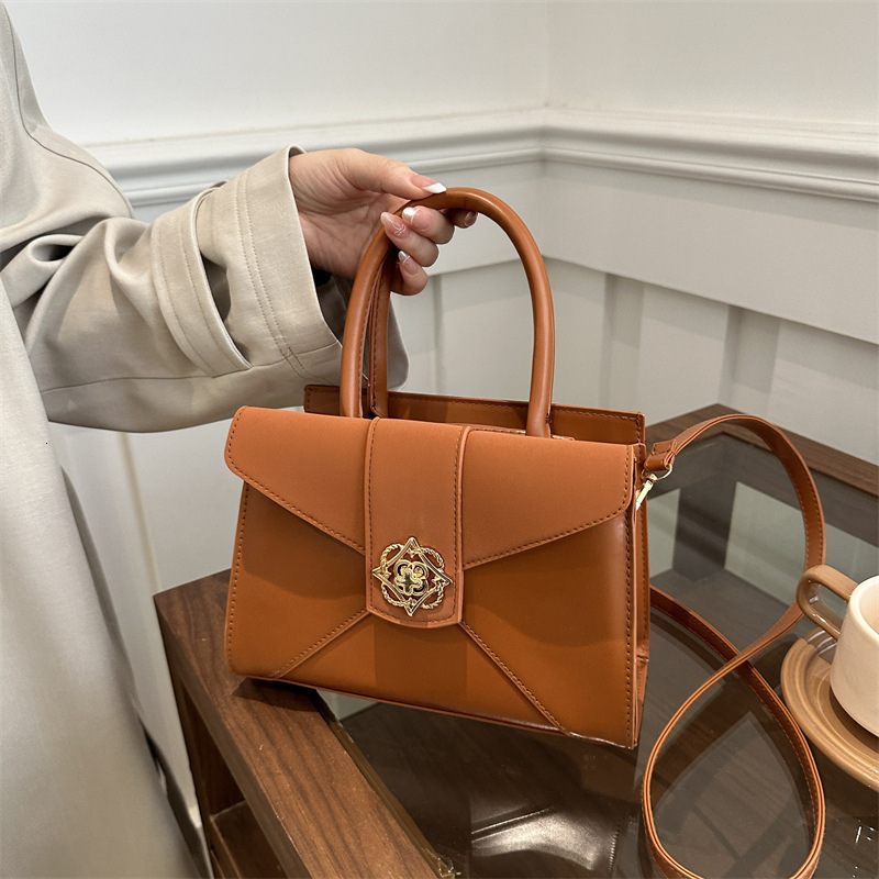 Free Delivery Designer Bag Fashion Lock Handheld Small Square For Women 2025 Light Luxury Versatile Shoulder Simple Commuter Crossbody Bag Luxury Bag