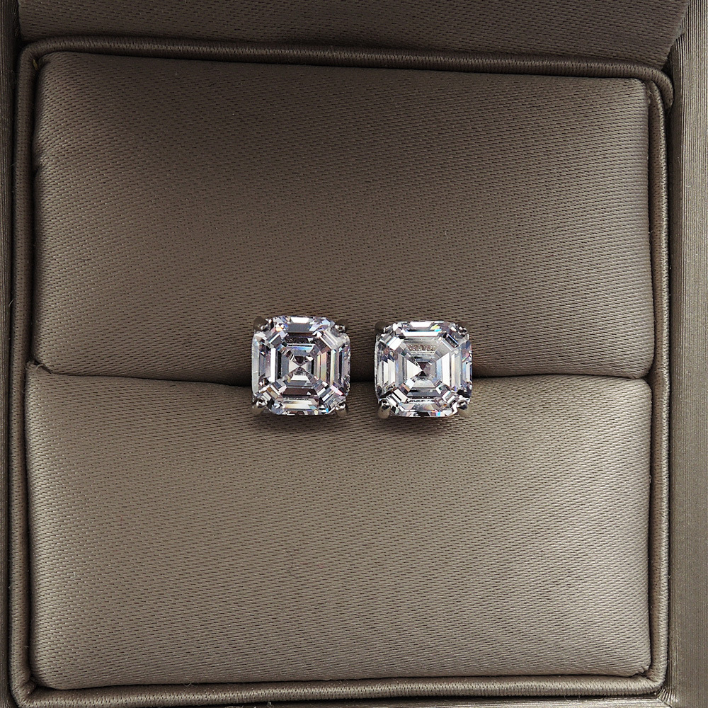 Choucong Ins Top Sell Stud Earrings Simple Fine Jewelry Real 100% 925 Sterling Silver Princess Cut White Lab Moissanite Diamond Party Women Wedding Br