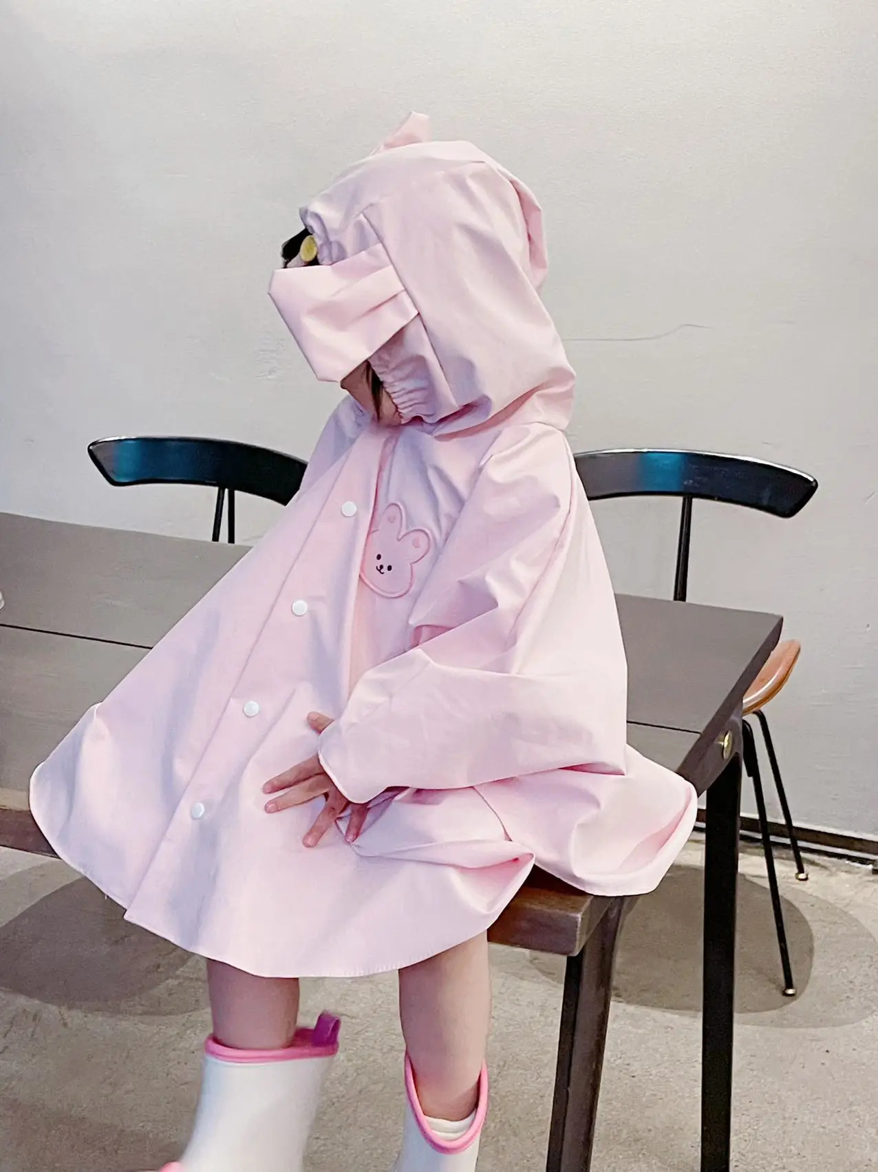 Childrens teddy bear raincoat hooded cloak cartoon raincoat primary school student kindergarten portable rain gear clothes 250515
