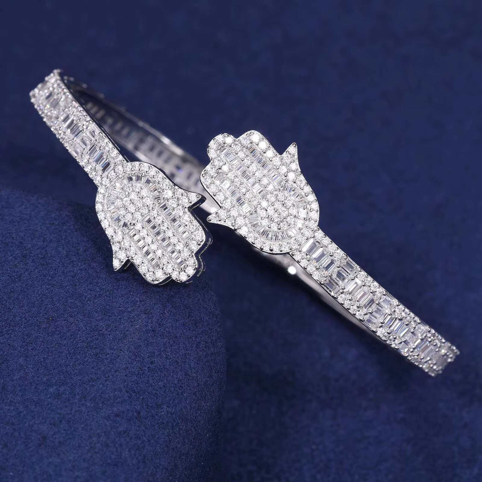 Wholesale Jewelry Women Men White Gold 925 Sterling Silver Baguette Moissanite Diamond Iced Out Hamsa Hand Bangle Bracelet