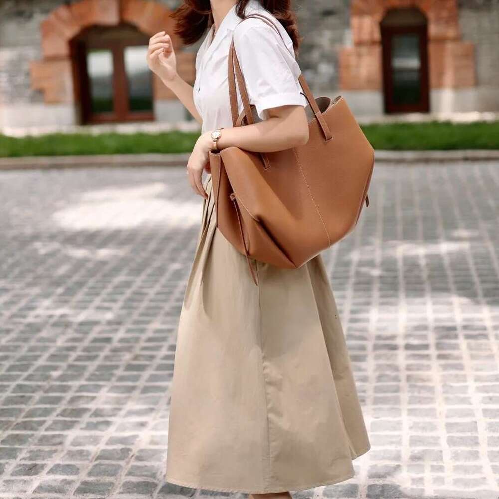 Women's Bags Designer Wing Handbag French Niche Armpit Tote Bag