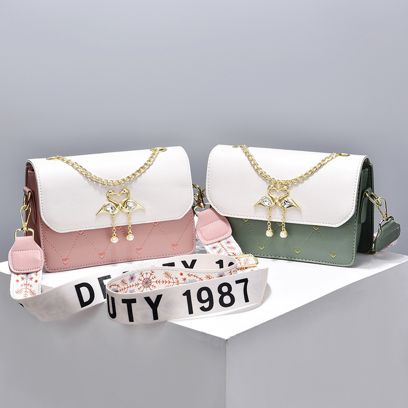 Bag 2025 new stylish women's single shoulder diagonal cross simple and high-end chain small square bag for women