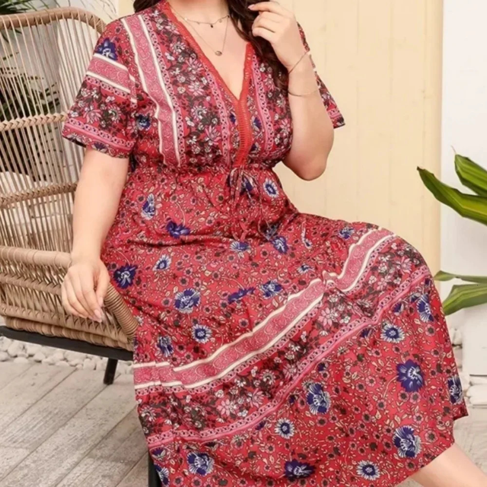 Womens L4XL Plus Size selling oversized retro floral dress with bohemian lace Vneck long skirt plus size womens clothing 250506