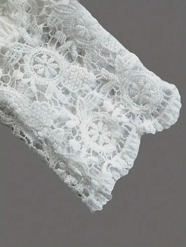 Plus size womens shirt with lace puff sleeves and lantern solid pleated 250515