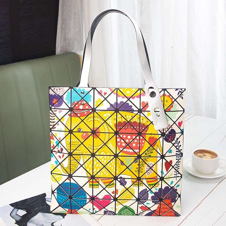 2025 Summer New handbag Folding Geometric Splicing Diamond Grid Women's Fashion Trend Small Simple Underarm Bag