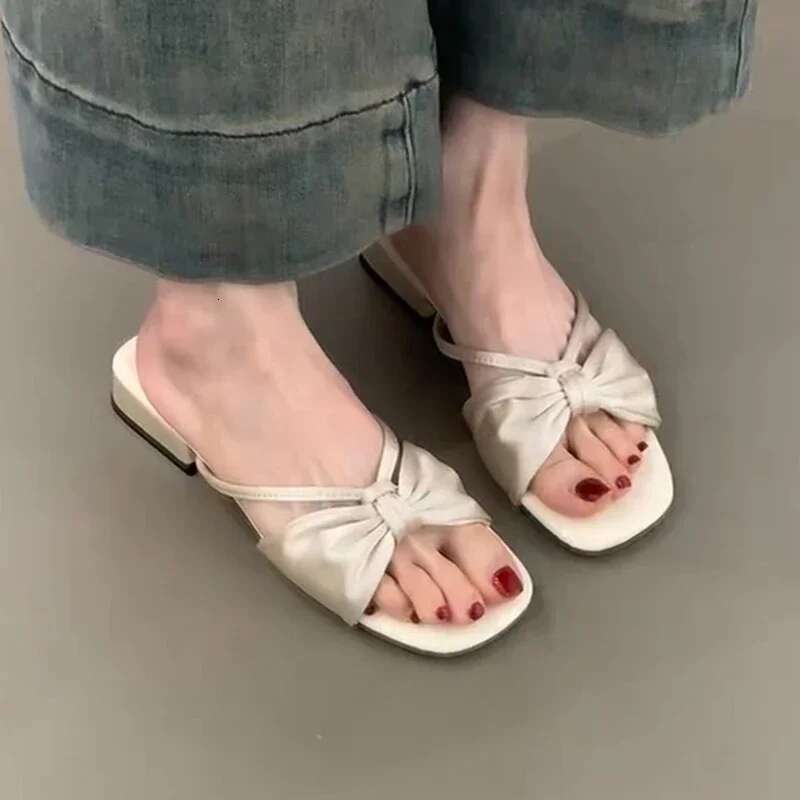 Flats Bow Women Slippers Summer Designer Shoes Elegant Woman Sandals Walking 2025 Casual Flip Flops Beach Slides Mujer Zapatos