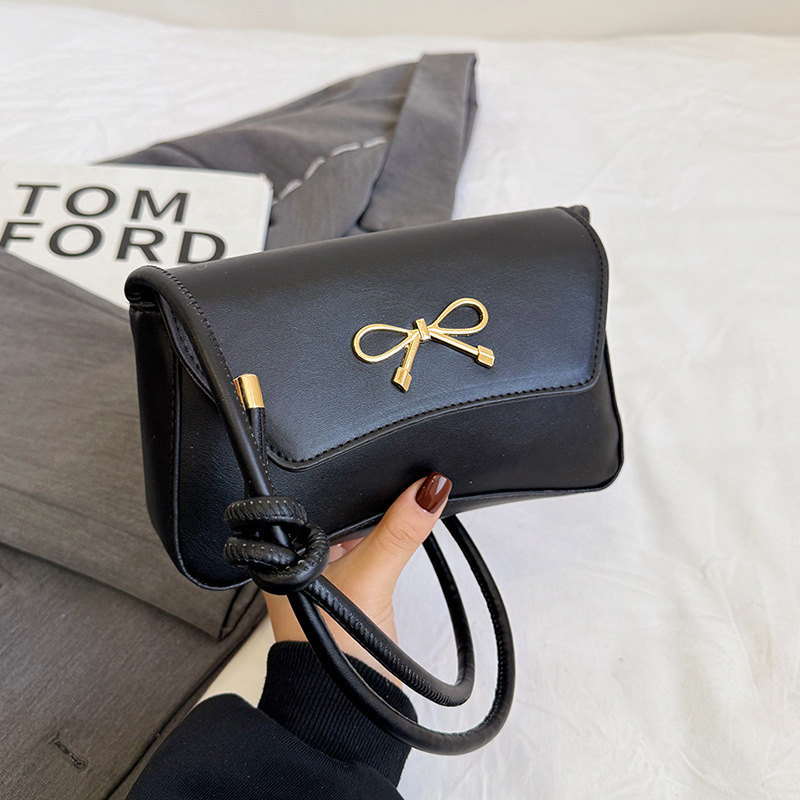 Free Delivery Designer Bag Ladies' Popular Single Shoulder Crossbody This Year 2025 Winter New Item Versatile Ins High Beauty Solid Color Small S
