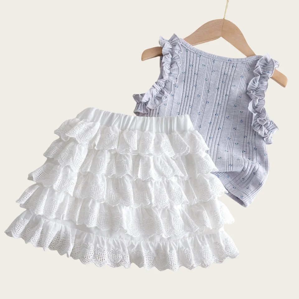 2 - 6 Y Baby Girls Cotton Floral Lace Embroidered Sleeveless Top and Ruffled Cake Skirt Set - Adorable Stylish Outfit for Kids 250515
