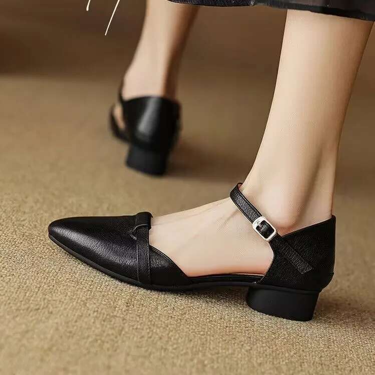 2025 Women's Sheepskin Ankle Strap Sandals Round Toe Thick Med Heel Platform Summer Pumps High Quality Heels Shoe
