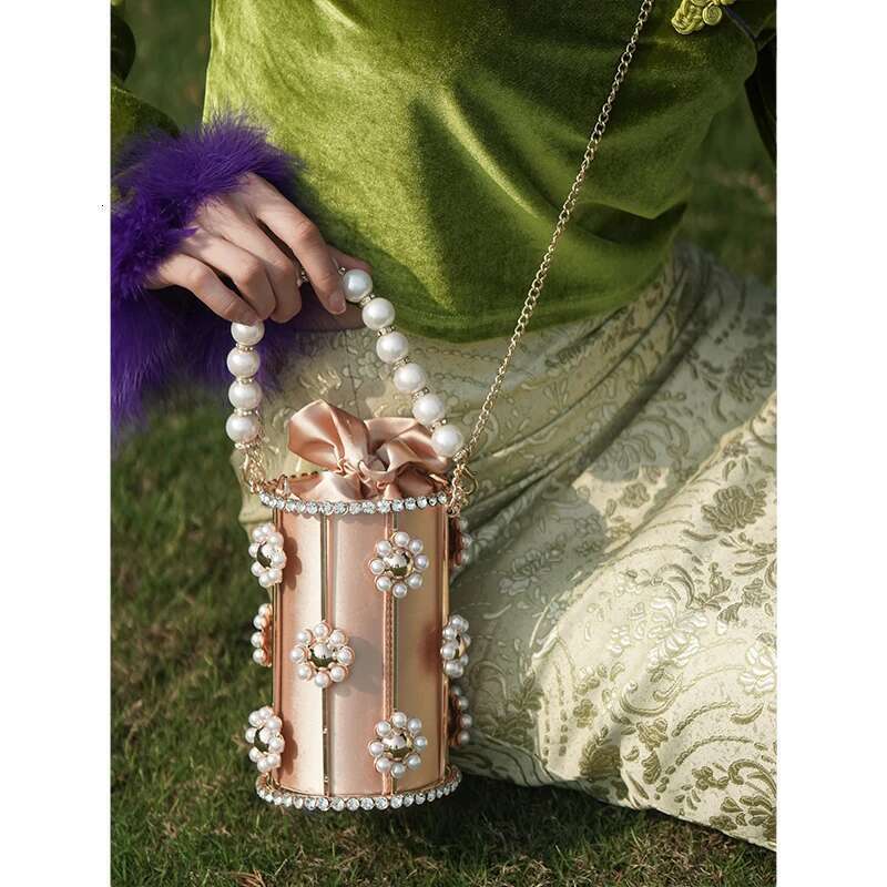 Hollow Out Pearl Bucket Evening Women Top Handle Dia Handmade Alloy Metallic Clutch Bag Ladies Shoulder Bags
