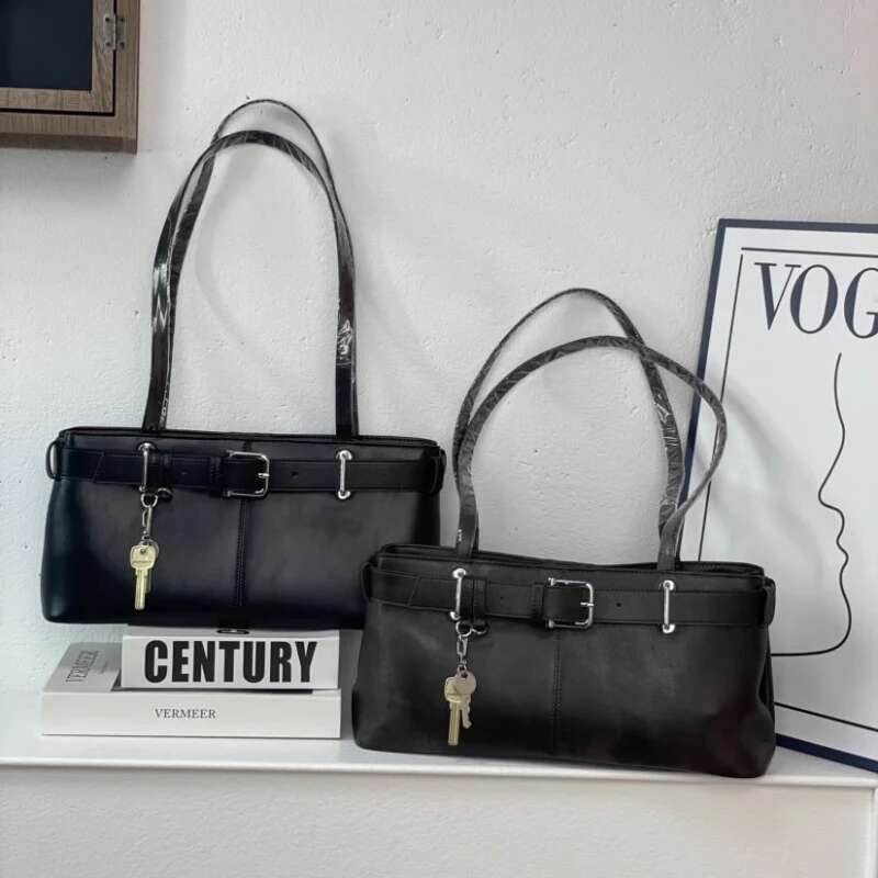 Vintage Belt Underarm Women Genuine Leather Key Buckle Punk Shoulder Bags 2025 High Street Girls Hangbags