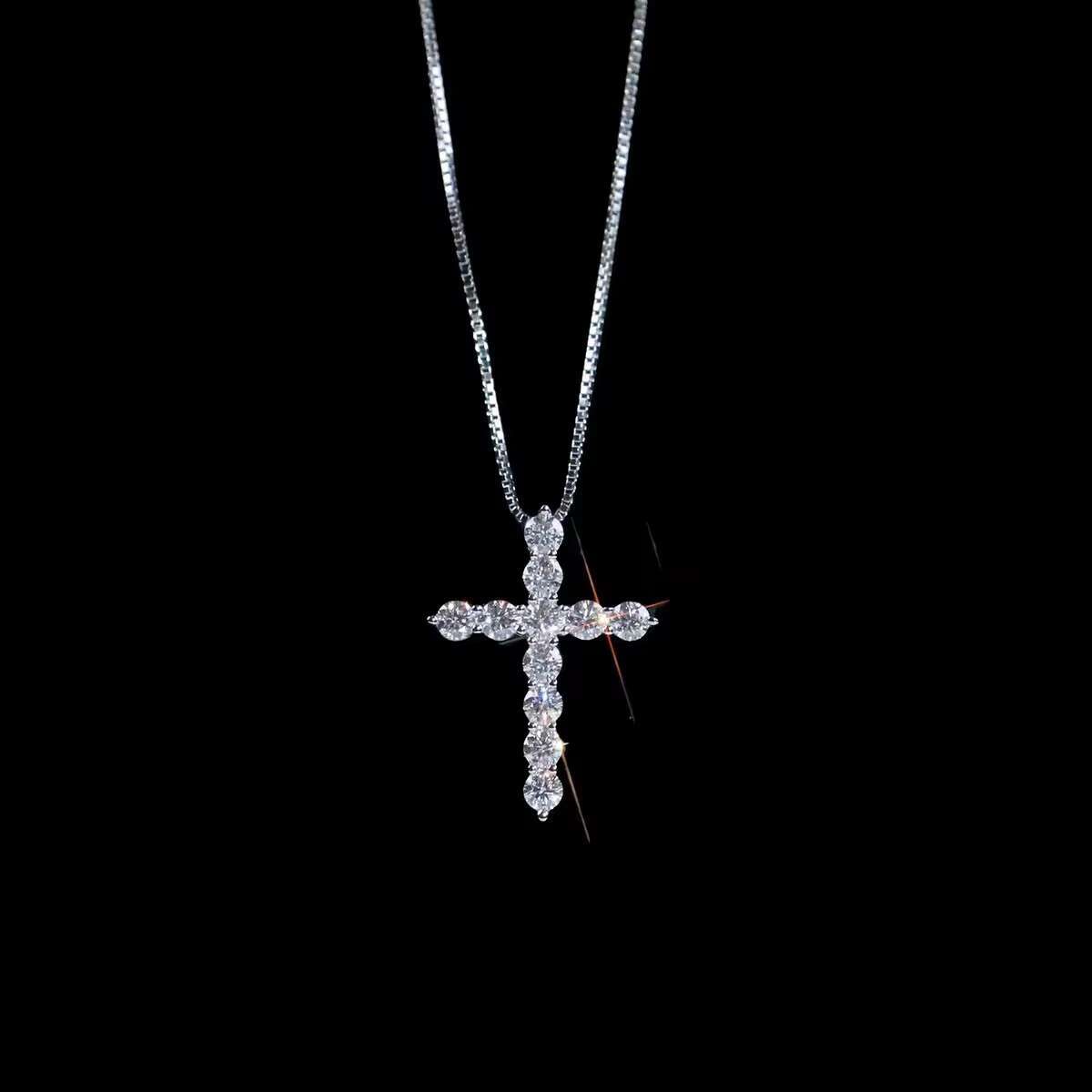 Cheapest 925 Sterling Silver GRA Certified 3mm Vvs1 Moissanite Diamond Box Chain Womens Cross Pendant Necklace