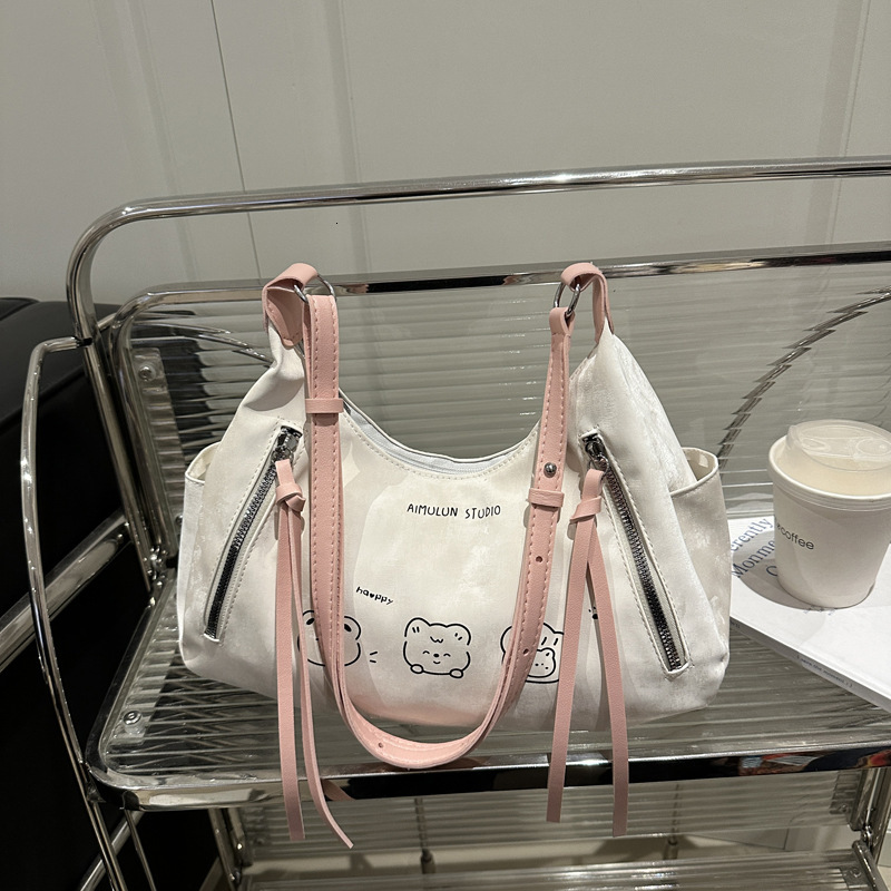 Spring And New Free Delivery Designer Bag Summer Large Capacity 2025 New Commuter Leisure Crossbody Luxury Bag High Beauty Shoulder Tote Women's 