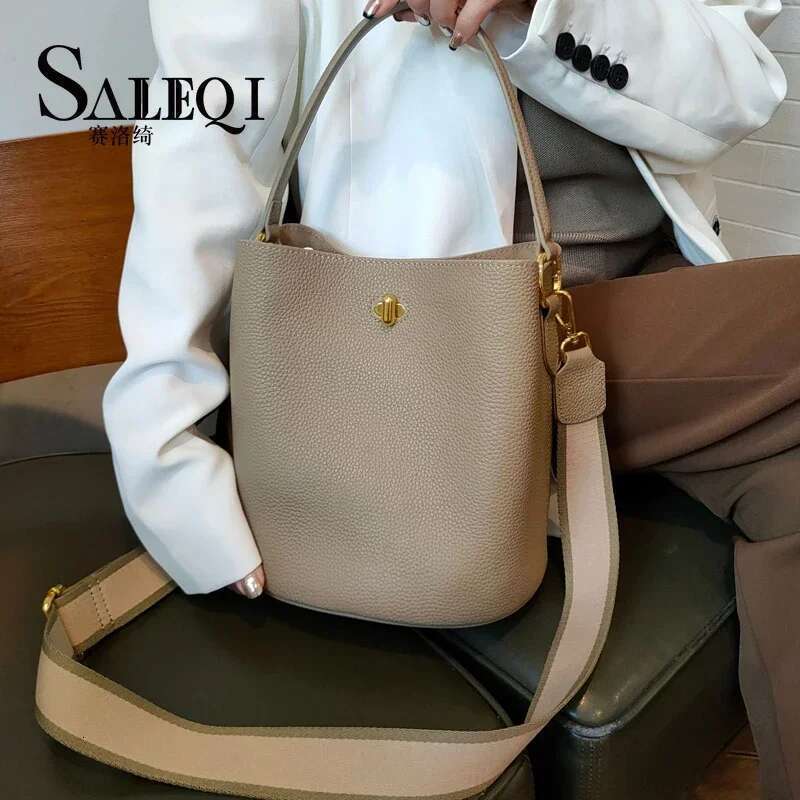 Genuine Leather New soft cowhide bucket wide shoulder straplarge capacity contrasting color handbag commuting women's bag