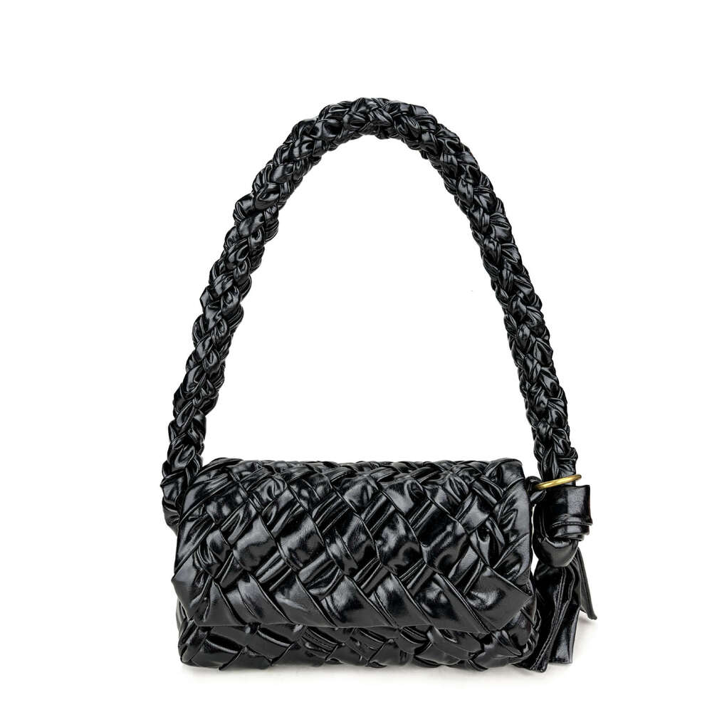 Tote Bag Autumn Winter New Product French High Sensitivity Oil Wax Leather Folded Tassel Craftsmanship For Weaving Cross Shoulder Bag KQ