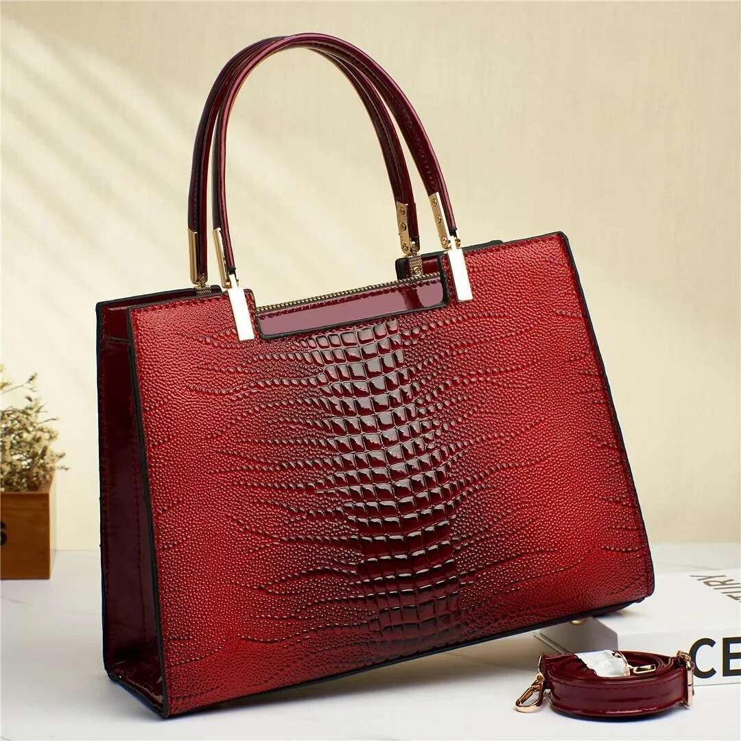 Simple Trend Handbag New Fashion Bright Leather Women's Large Capacity Shoulder Bag