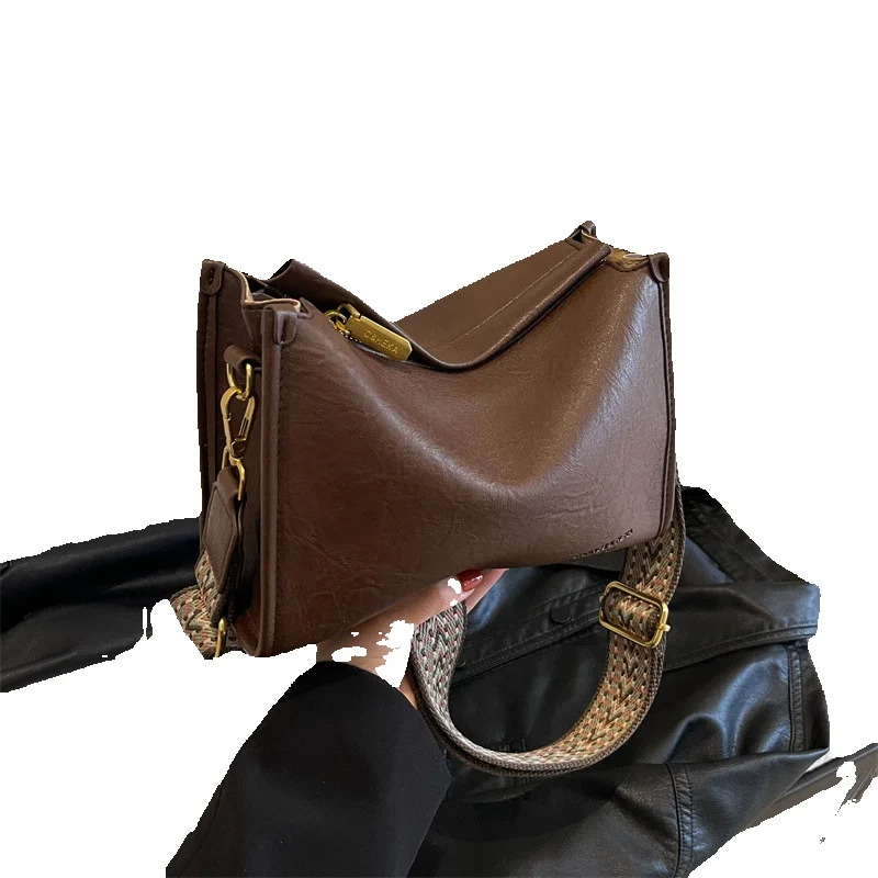 2025S designer French three-dimensional small women versatile new fashion commuting broadband shoulder crossbody pillow bag