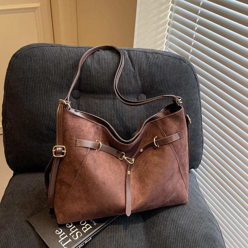 Free Delivery Designer Bag Mirad Women's 2025 New Trendy Winter Large Capacity Tote Fashionable Versatile Crossbody Luxury Bag