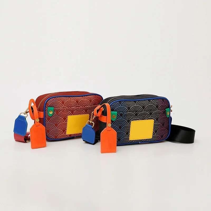 Spring And Summer New Small Square Texture Wide Shoulder Strap Bag, Women's Gradient Printed Camera Bag