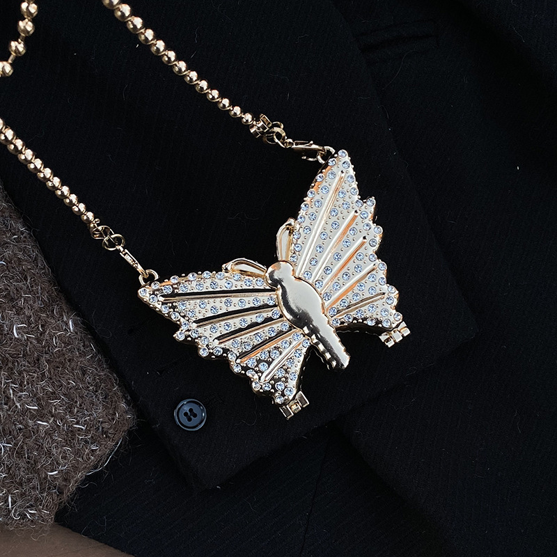 Free Delivery Designer Bag Fashion Niche Butterfly Socialite Dinner For Women 2025 New Simple Diamond Chain Shoulder Mini Mouth Red Envelope Luxury Ba