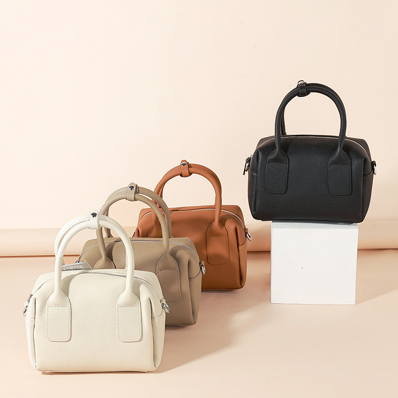 2025S designer niche design women Boston handbag new fashionable casual shoulder simple and versatile commuting crossbody bag