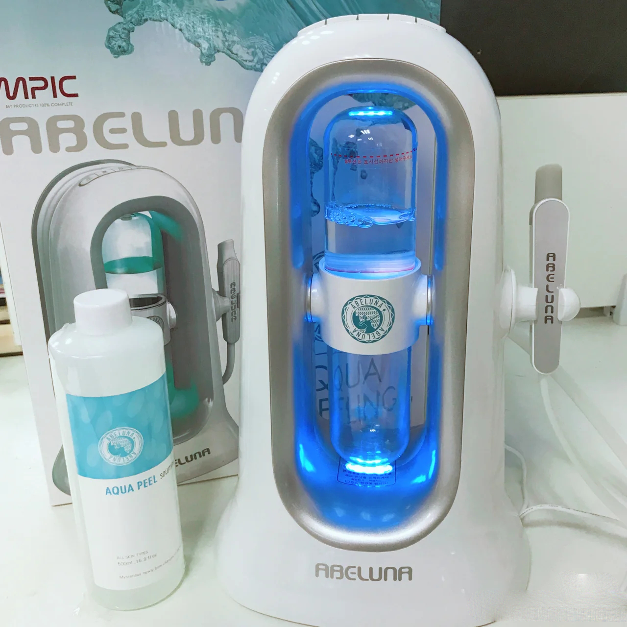 Electric Acne Suction And Blackhead Removal Tool