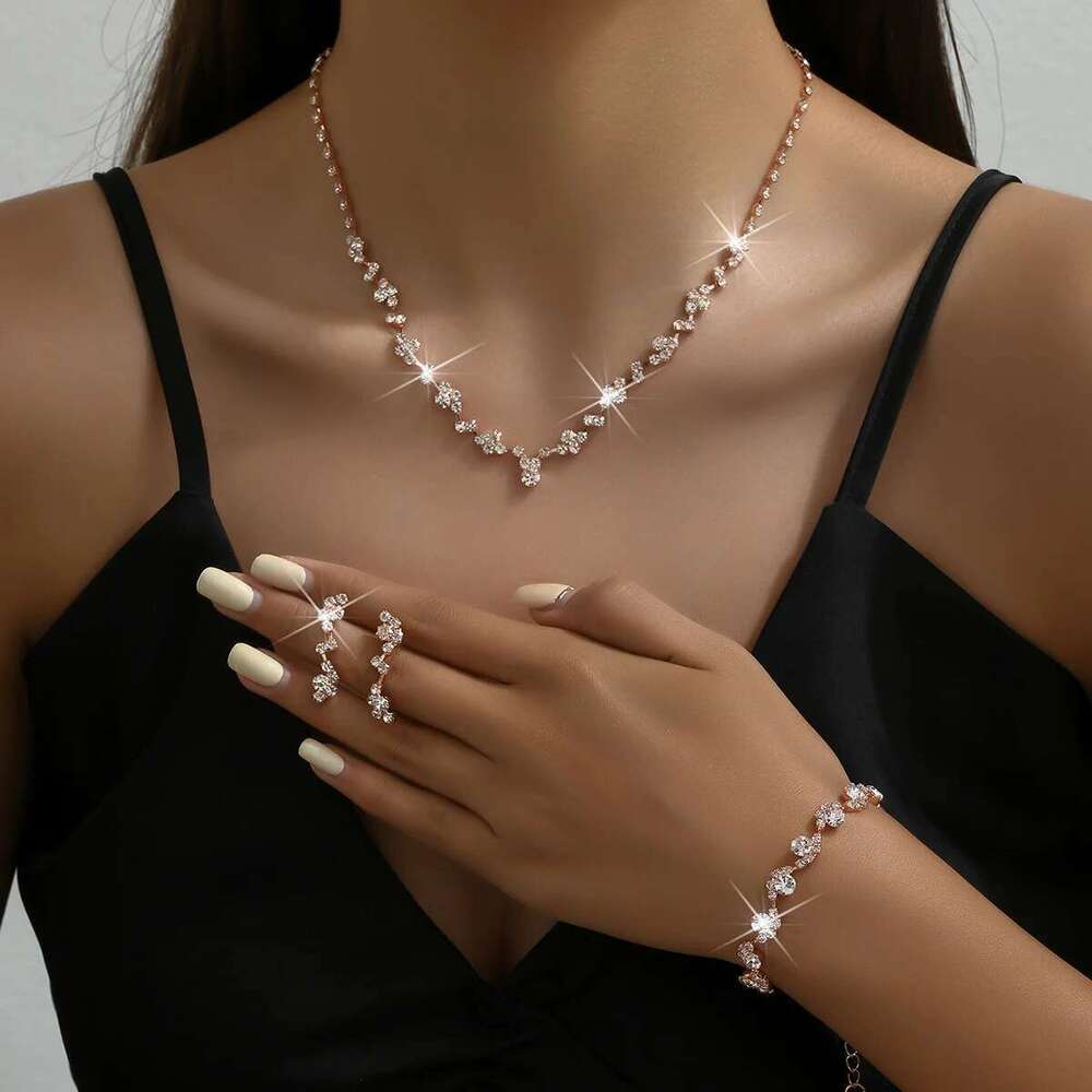 4-Piece Women's Flower Necklace With Earrings And Bracelet Set, Wedding Party Accessories