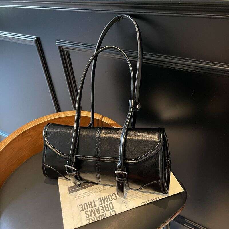 High end niche design bag for women 2025 new versatile single shoulder underarm baguette bag stylish light luxury handbag