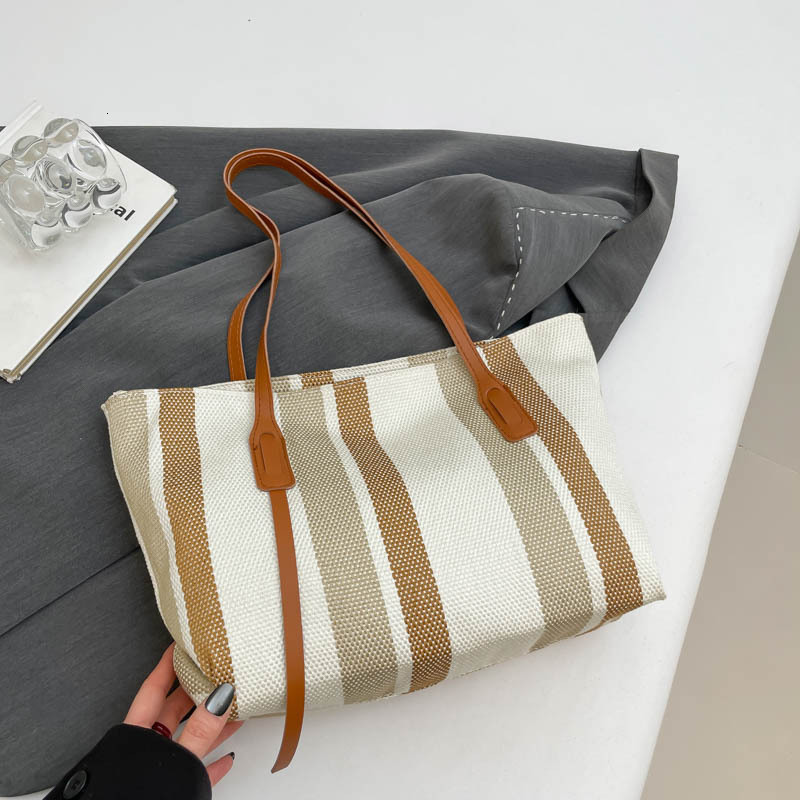 Free Delivery Designer Bag Large Capacity For Women 2025 Trendy And Fashionable One Shoulder Underarm Tote Women's Spring/summer Western Stripe B