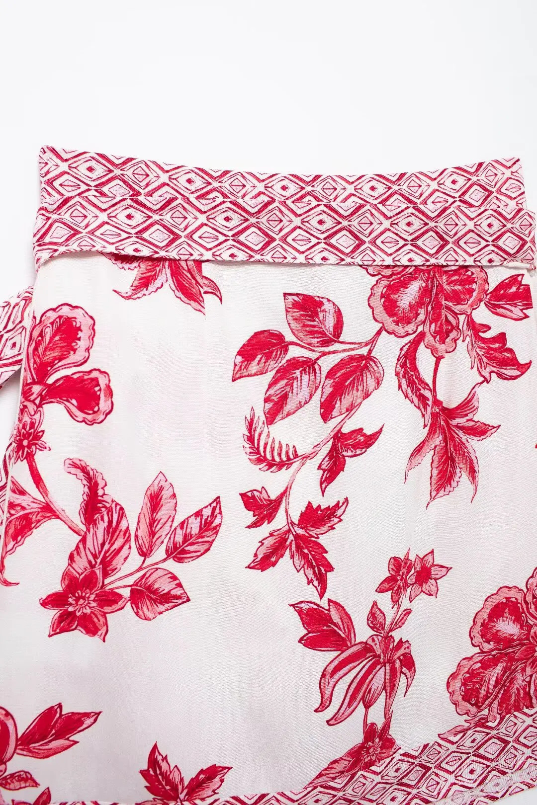Zevity Women Vintage Red Totem Floral Print Lace Up Wrapped Mini Sarong Skirt Skirts Casual Slim Dresses QUN9182 250515