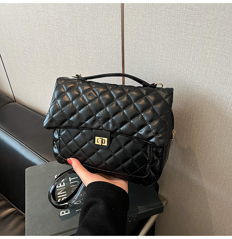 Versatile Fashionable Niche New Free Delivery Designer Bag Large Capacity Tote For Women In Summer 2025 New Chain Diamond Grid Shoulder Luxury Bag Bag