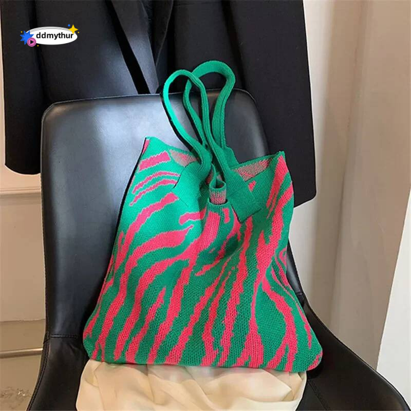 Trend Zebra Pattern Crochet Large Capacity Handbag Shoulder Bag, Simple Knitted Tote Bag for Teen Women Girls ddmythur