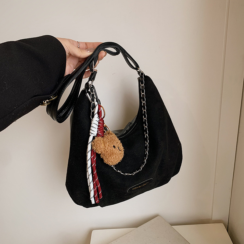 Free Delivery Designer Bag Matte High End Chain Shoulder 2025 Winter New Item Niche Design Versatile Ins Crossbody Tote Luxury Bag