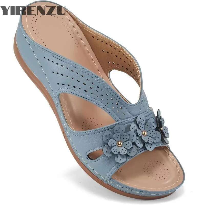 New Women's Slippers Casual Flower Hollow Wedge Beach Shoes Outdoor Fashion Platform Comfortable Non-slip Sandals Plus size 43