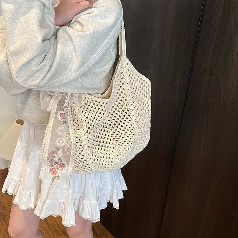 Summer Lace Bow Tote Bags Women Raffia Knitting Woven Shoulder Bag 2025 Rattan Large Casual Crochet Shopping Bag Ladies Handbag 250515